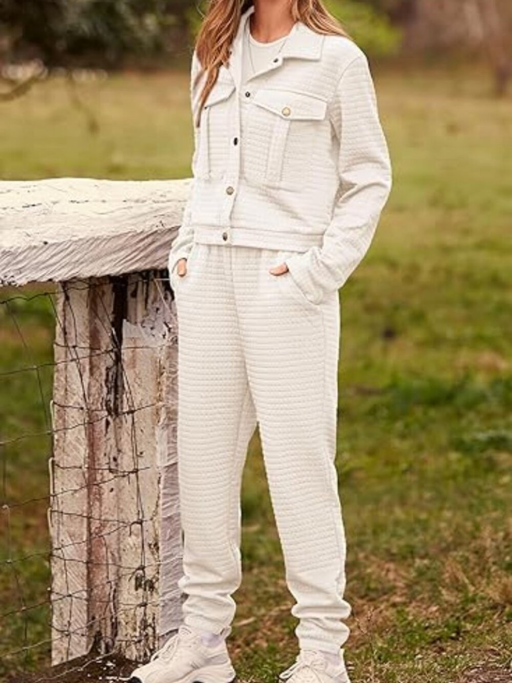 PRETTYGARDEN [Two Piece Set] Shacket Jacket with Sweatpants Tracksuit in White